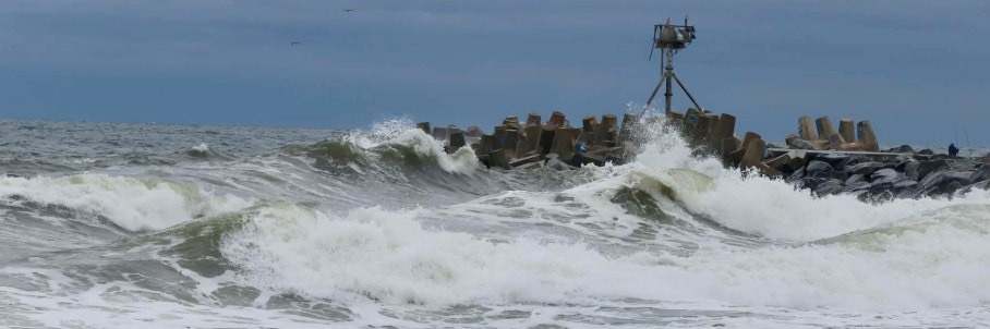 Strengthening nor’easter brings dangerous coastal flooding, damaging winds as it charges along East Coast