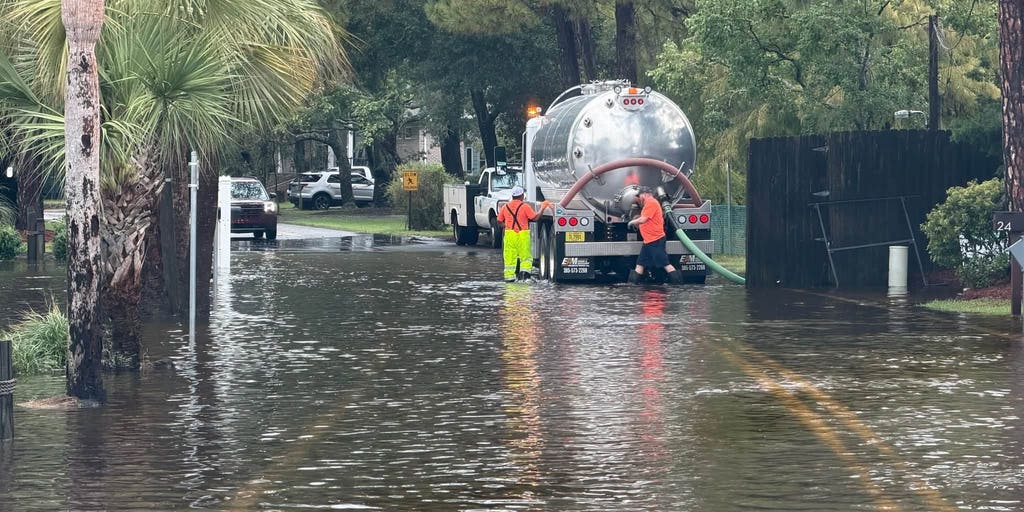 Florida’s wet pattern could bring more rain to Miami this month