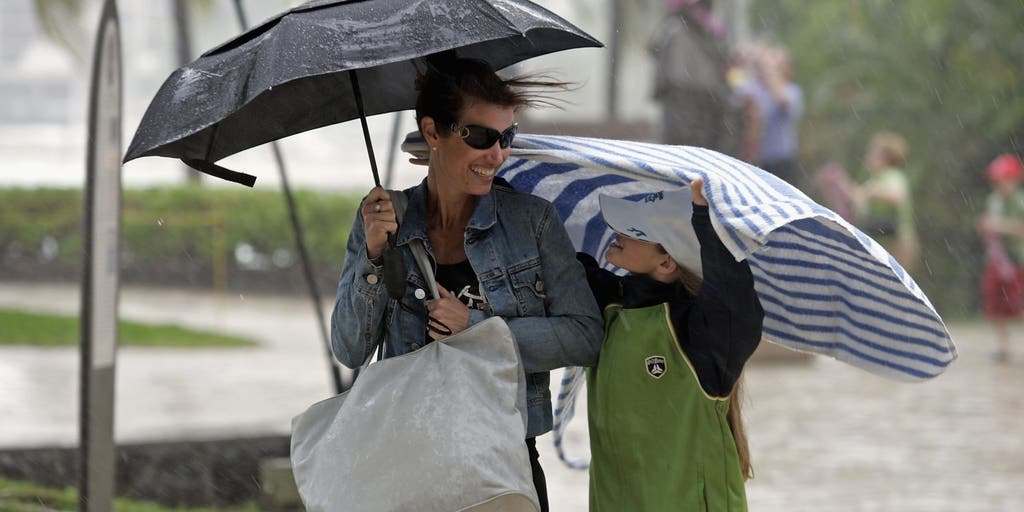 Hawaii braces for tropical soaking as days of heavy rain threaten flooding