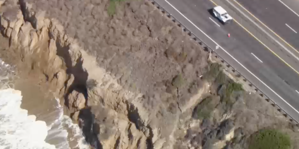 See it: Large crack in ground forms on shoulder of iconic Southern California highway