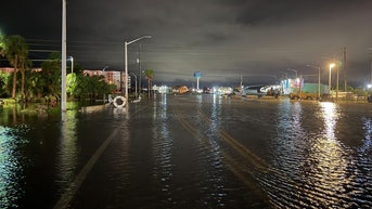 El huracán posttropical Isaias deja dos muertos en el sureste, mientras persiste el riesgo de inundaciones y las fuertes lluvias - Fox News