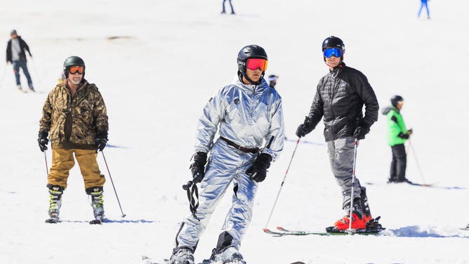 BRECKENRIDGE, COLORADO - MARCH 18: People ski and snowboard at Breckenridge Ski Resort as temperatures reach into the 50s on March 18, 2026 in Breckenridge, Colorado. A heat wave is expected to bring record breaking weather to much of Colorado as areas along the Front Range prepare for temperatures to soar into the upper 80s and 90s later this week.
